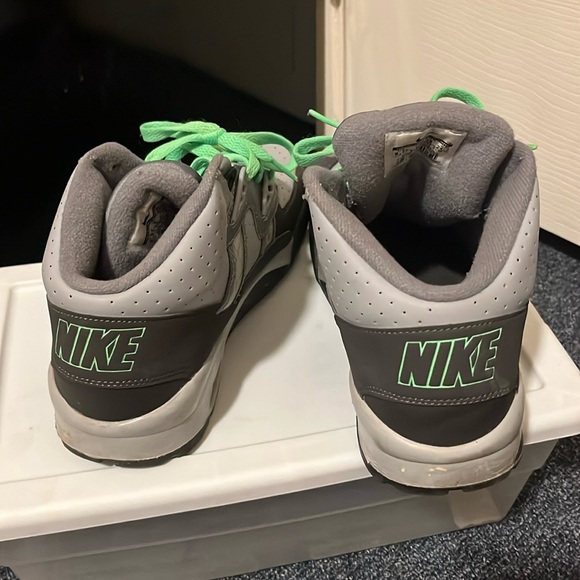 NIKE Air trainer SC Stadium Dark and Light grey & poison Green Size 6.5Y (GS) - Picture 4 of 12